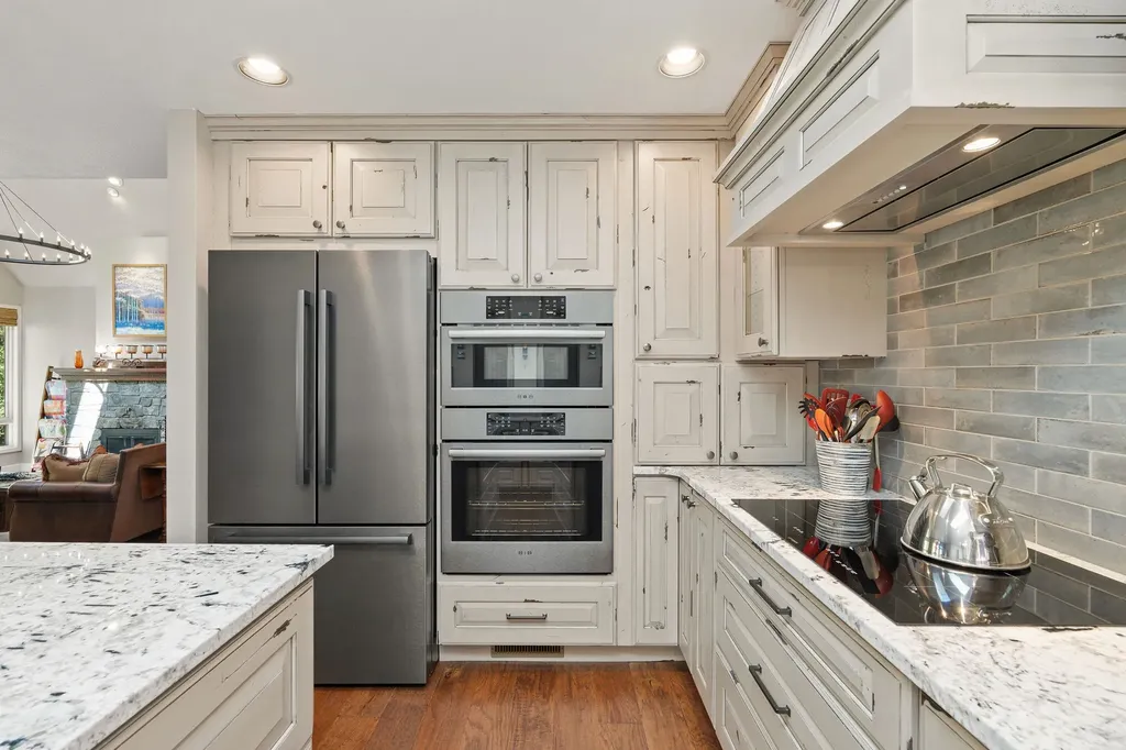 188 Eagle Bend Drive Bigfork MT 59911