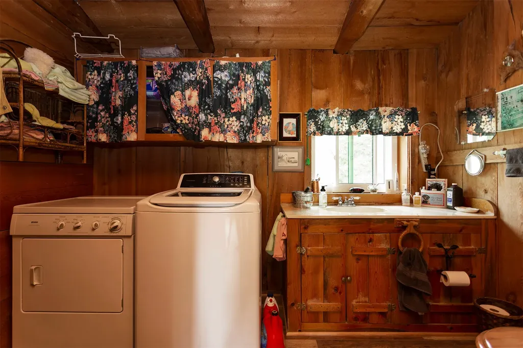 236 Elk Ridge Road Hamilton MT 59840
