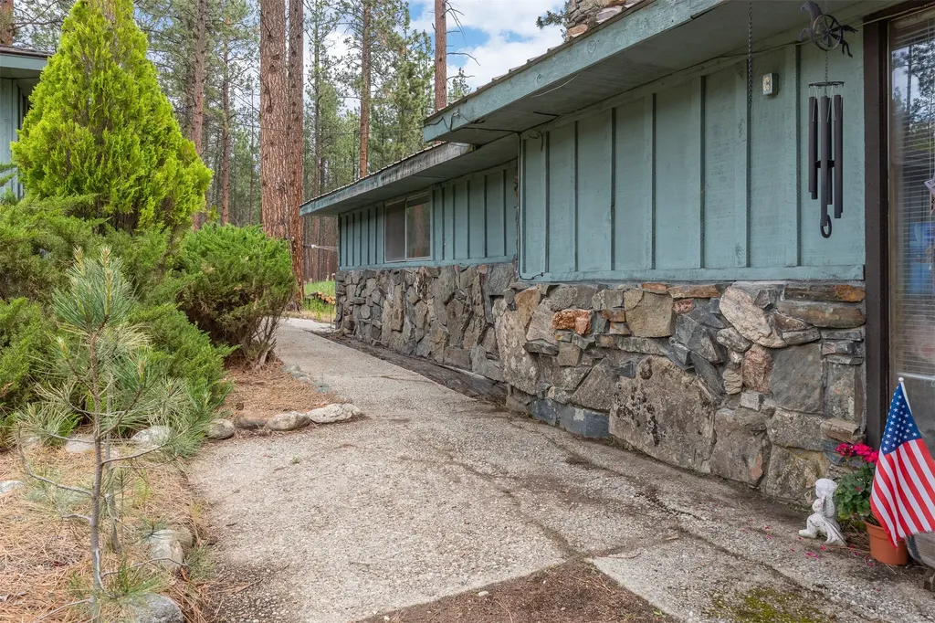 4030 Larkspur Lane Stevensville MT 59870