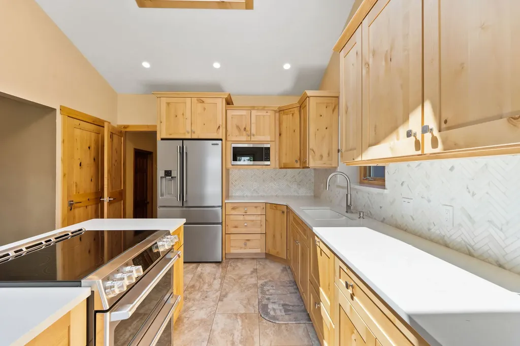 310 Lake Hills Drive Kalispell MT 59901
