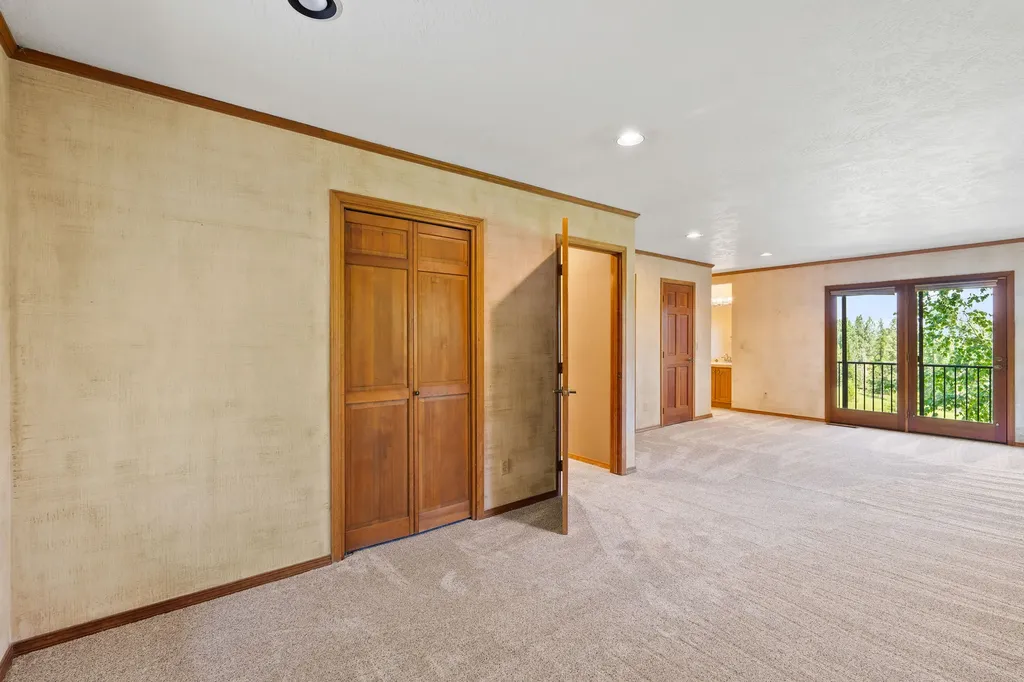 310 Lake Hills Drive Kalispell MT 59901
