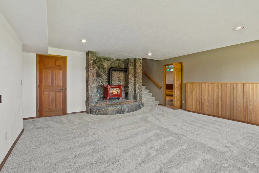 310 Lake Hills Drive Kalispell MT 59901