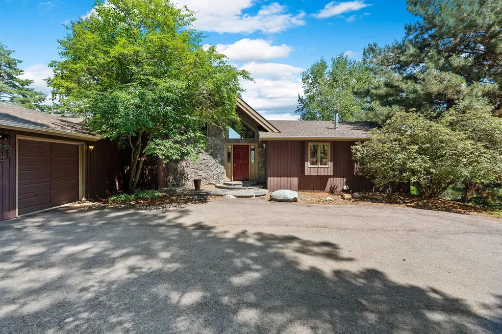 310 Lake Hills Drive Kalispell MT 59901