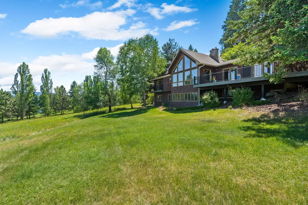 310 Lake Hills Drive Kalispell MT 59901