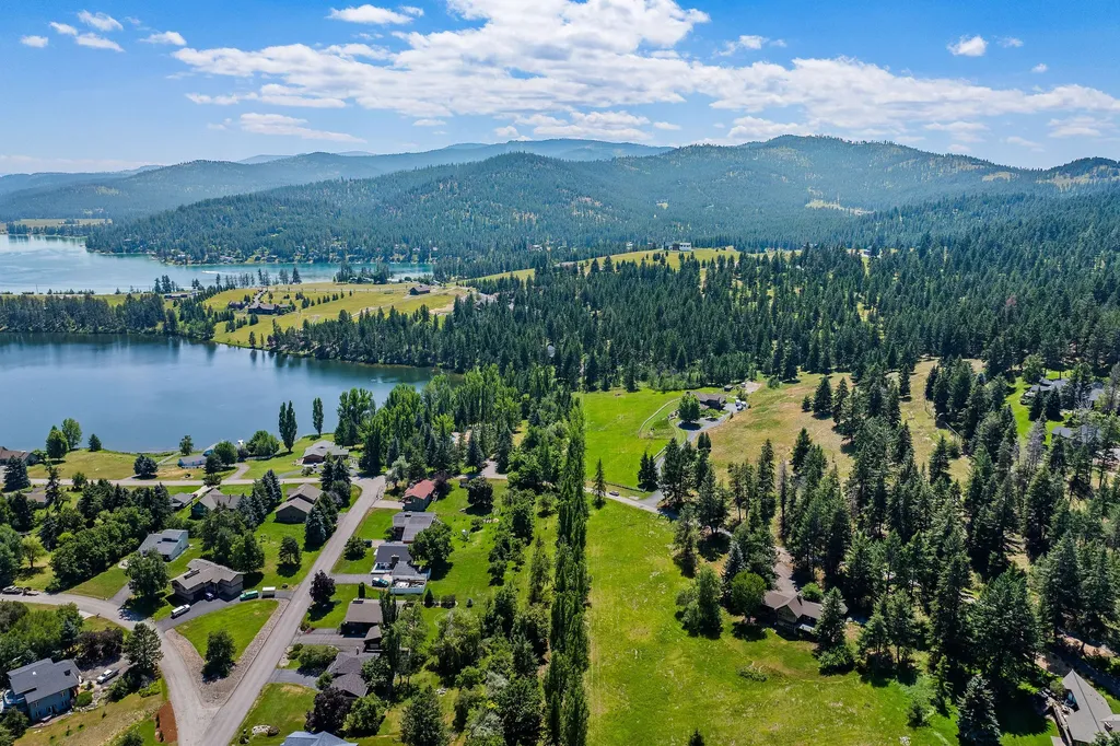 310 Lake Hills Drive Kalispell MT 59901