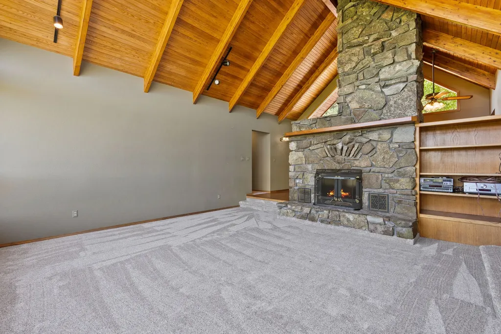 310 Lake Hills Drive Kalispell MT 59901