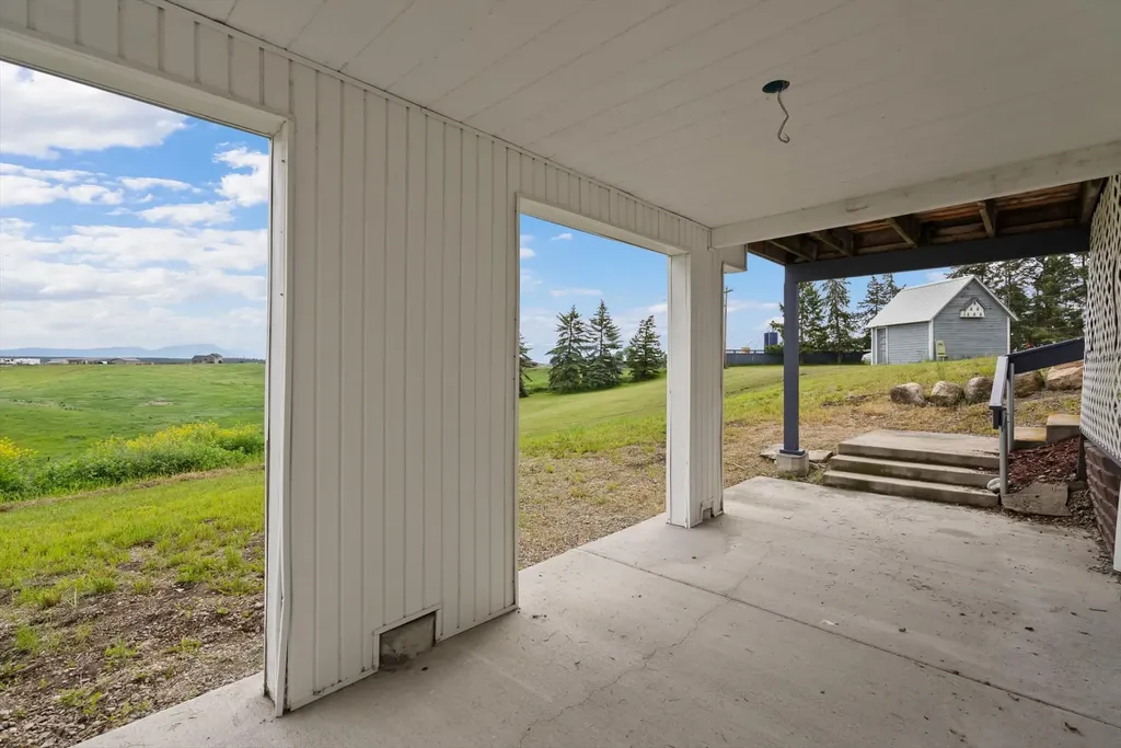 571 Lone Coyote Trail Kalispell MT 59901