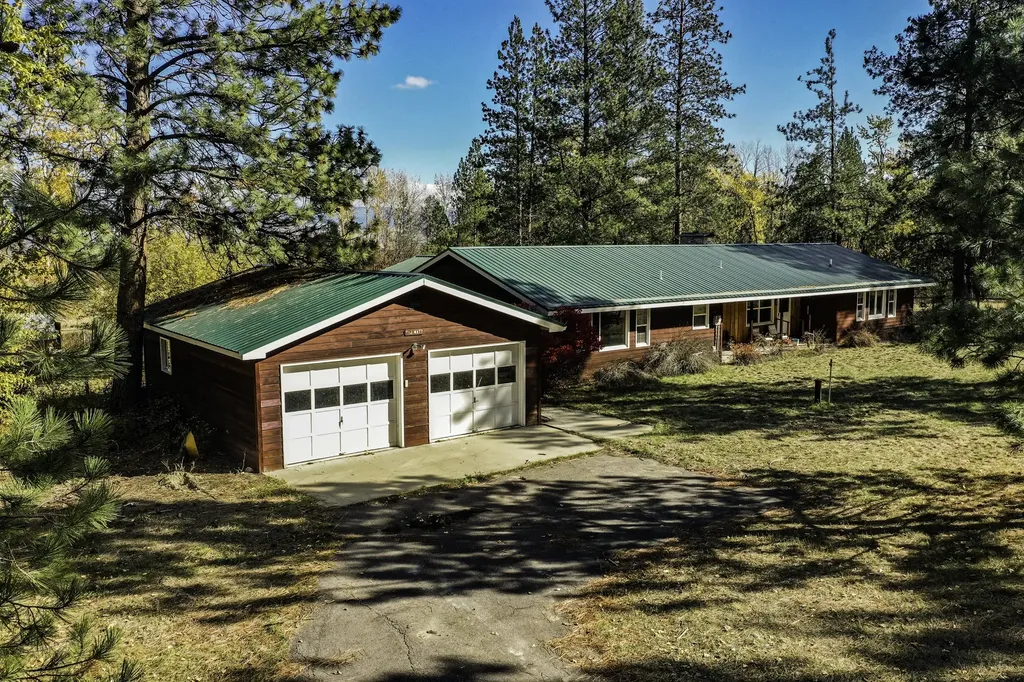 4694 Watt Lane Stevensville MT 59870