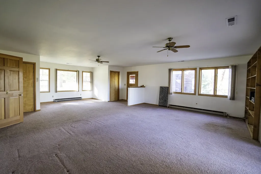 4694 Watt Lane Stevensville MT 59870