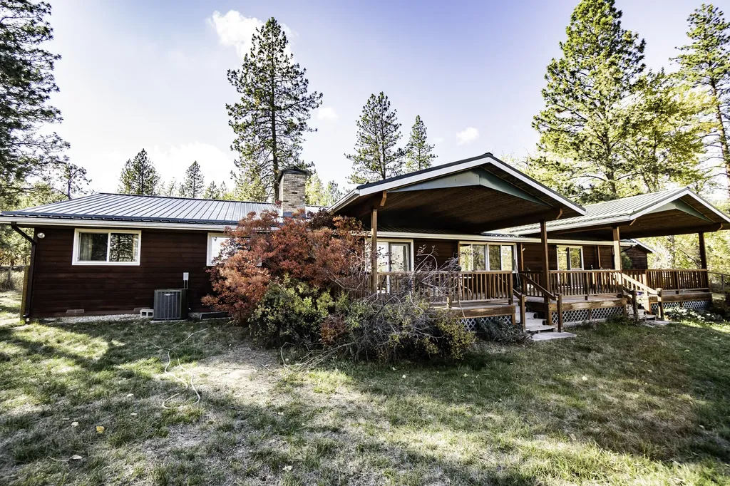 4694 Watt Lane Stevensville MT 59870