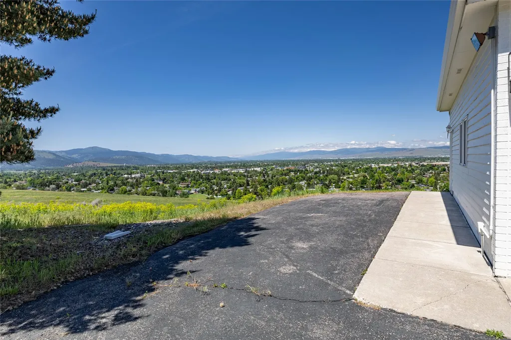 4607 Hillview Way Missoula MT 59803