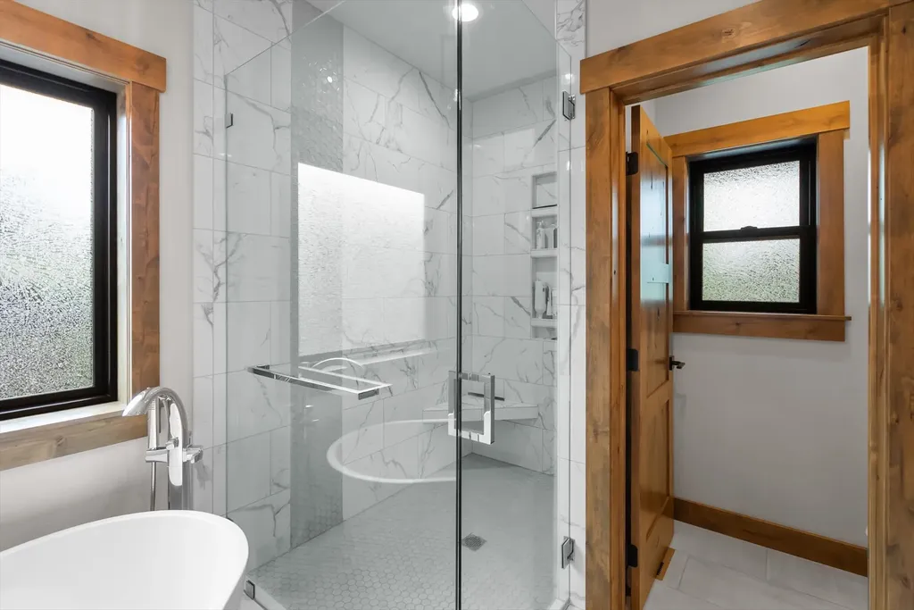 136 Antler Peak Lane Kalispell MT 59901