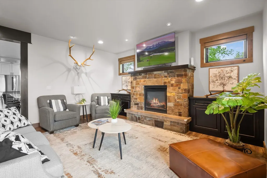 136 Antler Peak Lane Kalispell MT 59901