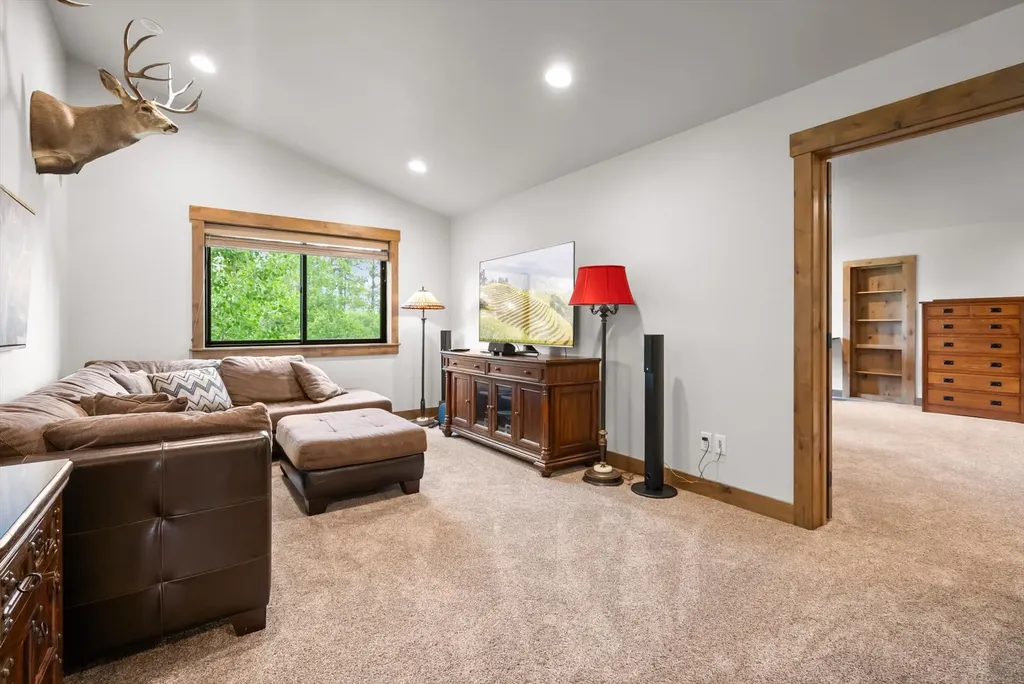 136 Antler Peak Lane Kalispell MT 59901