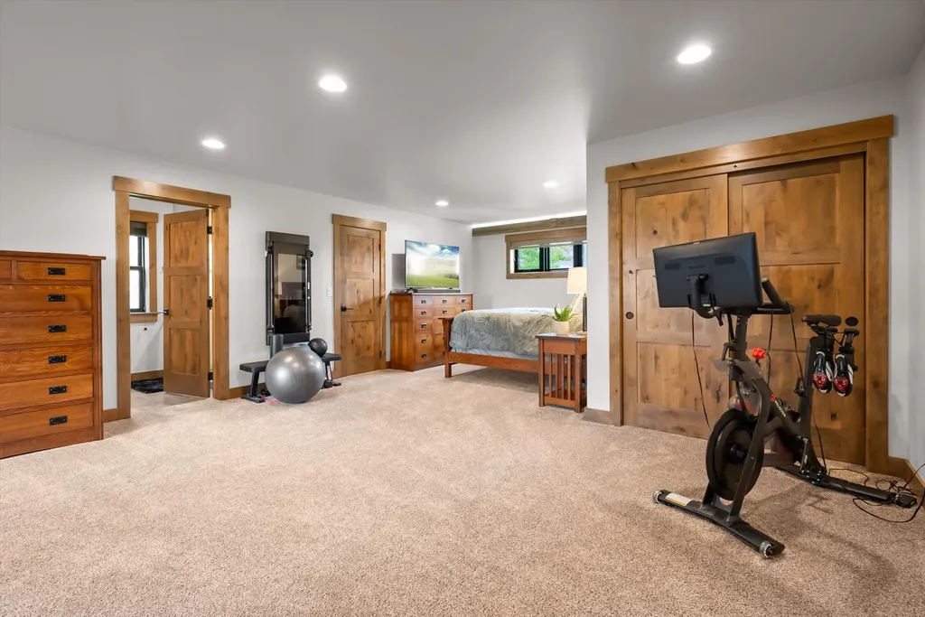 136 Antler Peak Lane Kalispell MT 59901