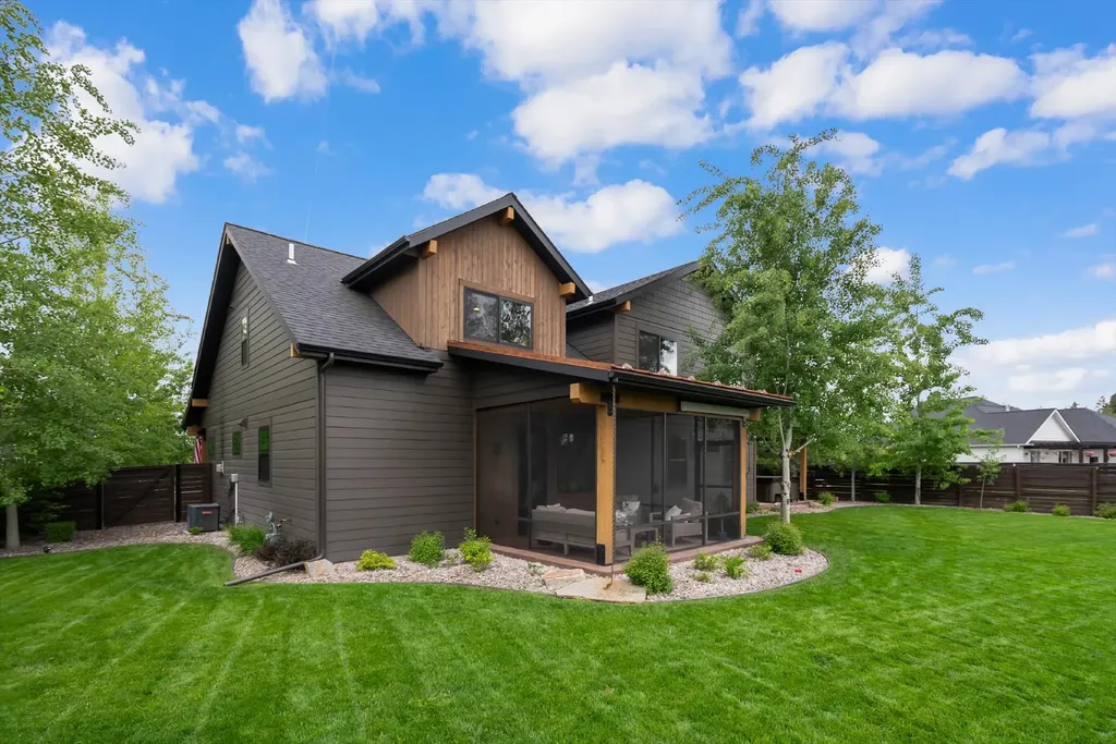 136 Antler Peak Lane Kalispell MT 59901