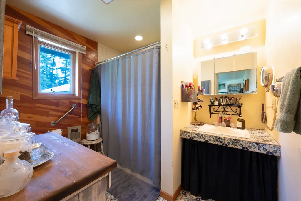 5 Big Fir Lane Thompson Falls MT 59873