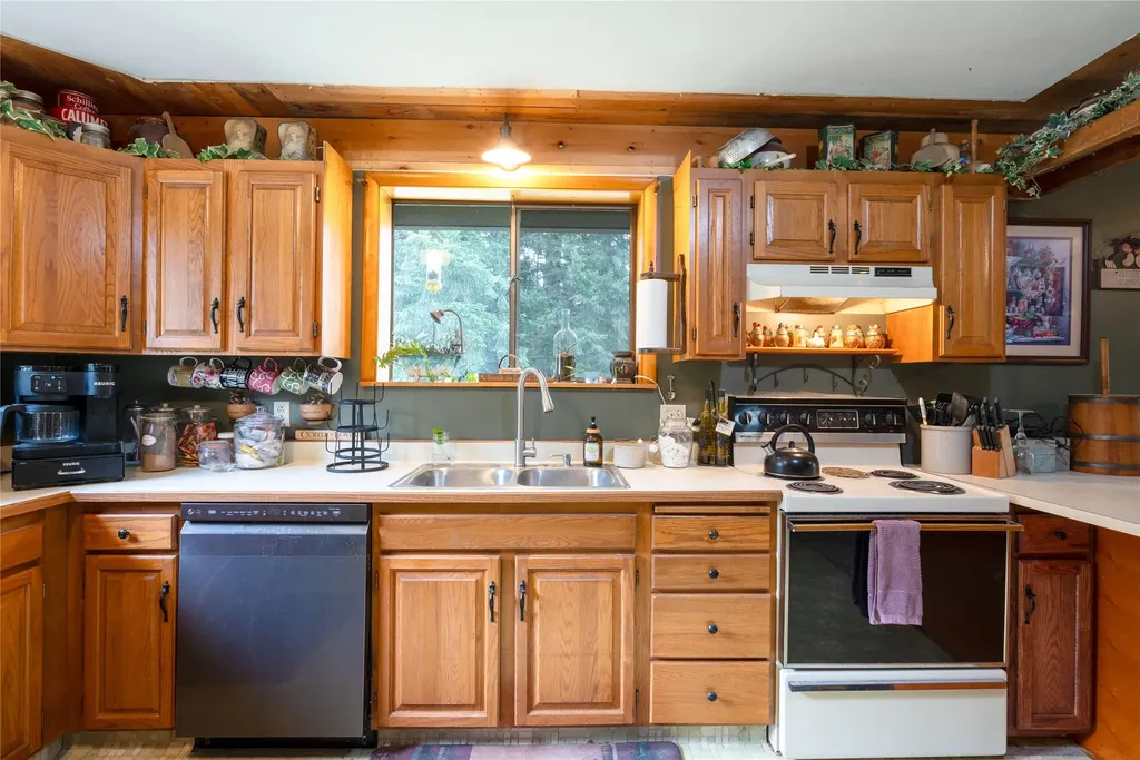 5 Big Fir Lane Thompson Falls MT 59873