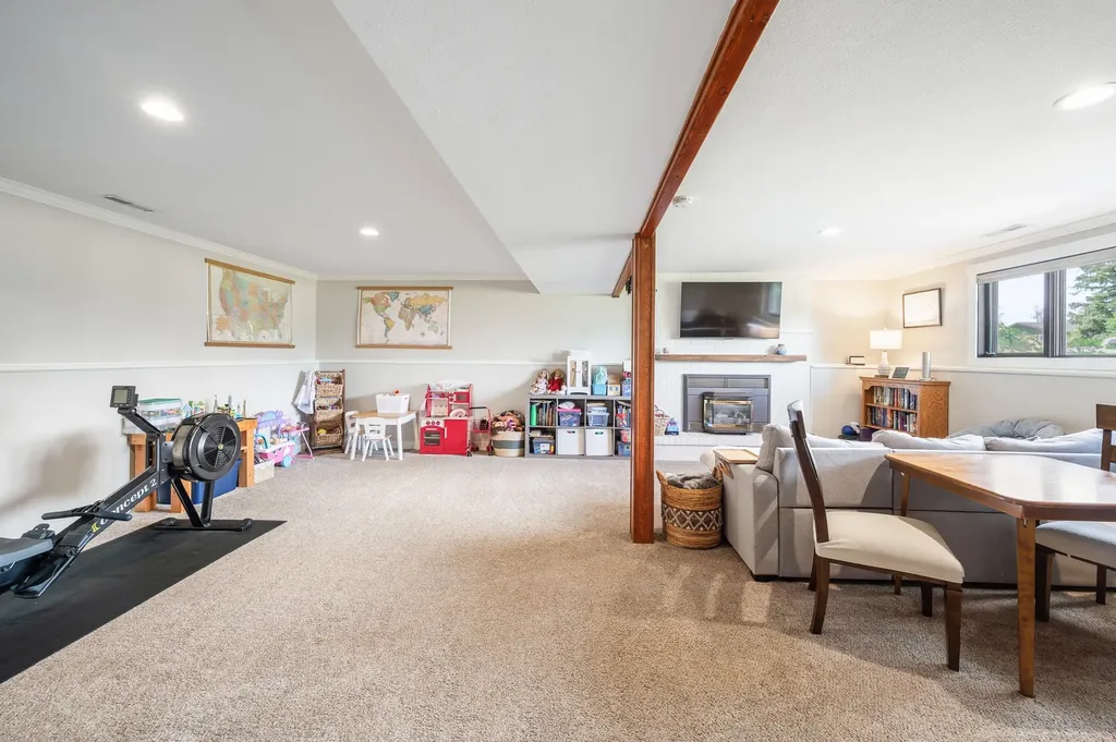 1131 Vallejo Helena MT 59602