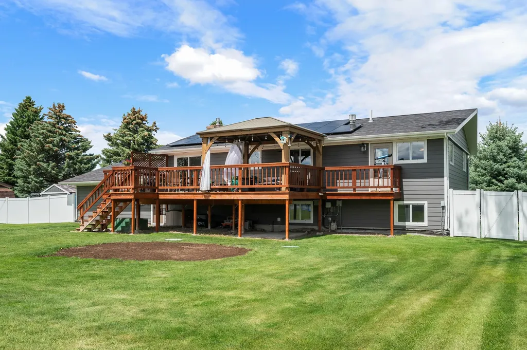 1131 Vallejo Helena MT 59602