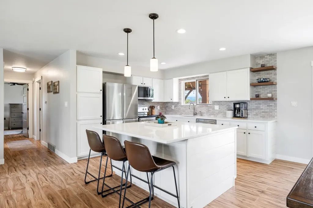 1131 Vallejo Helena MT 59602