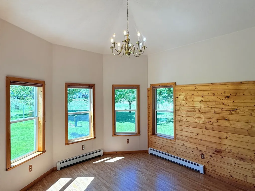 451 Powell Way Corvallis MT 59828