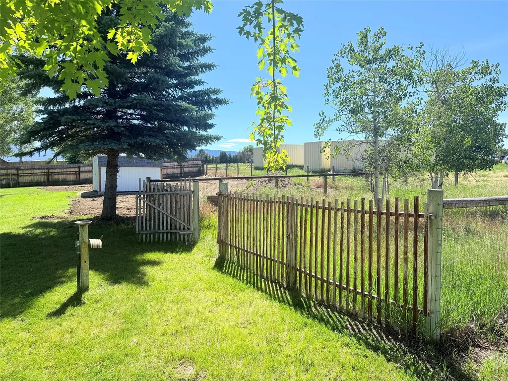 451 Powell Way Corvallis MT 59828