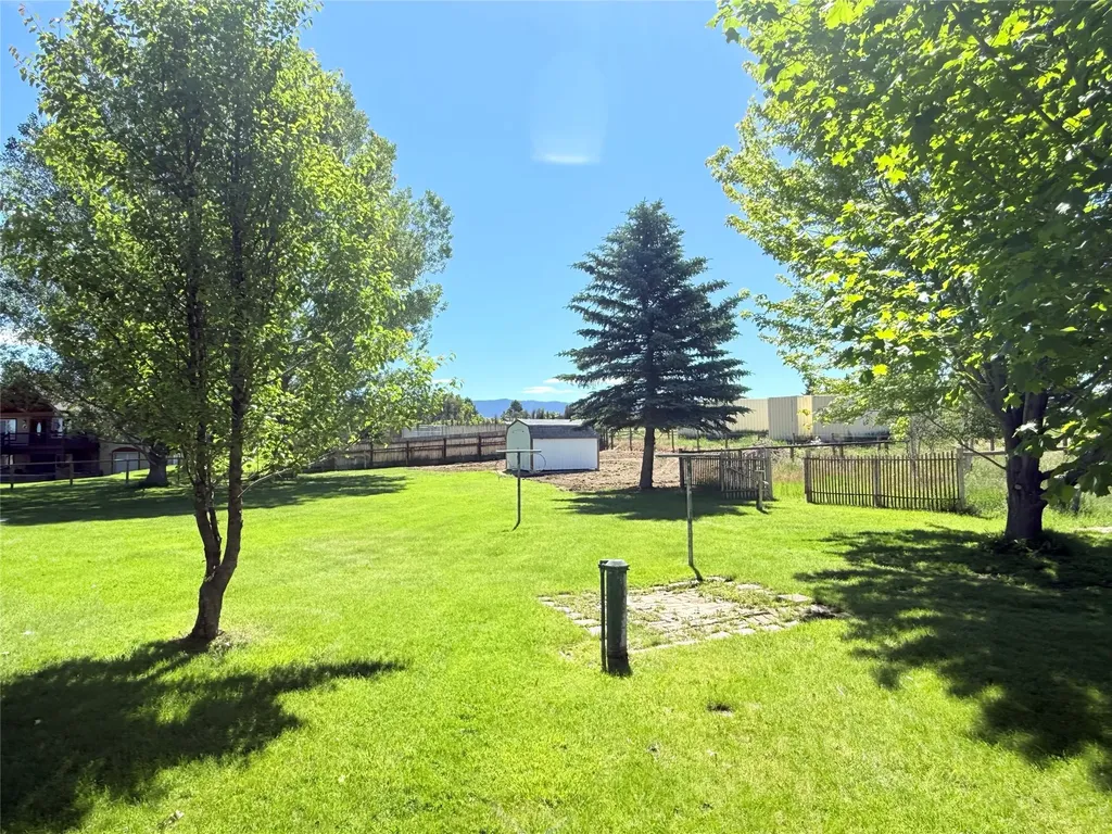 451 Powell Way Corvallis MT 59828