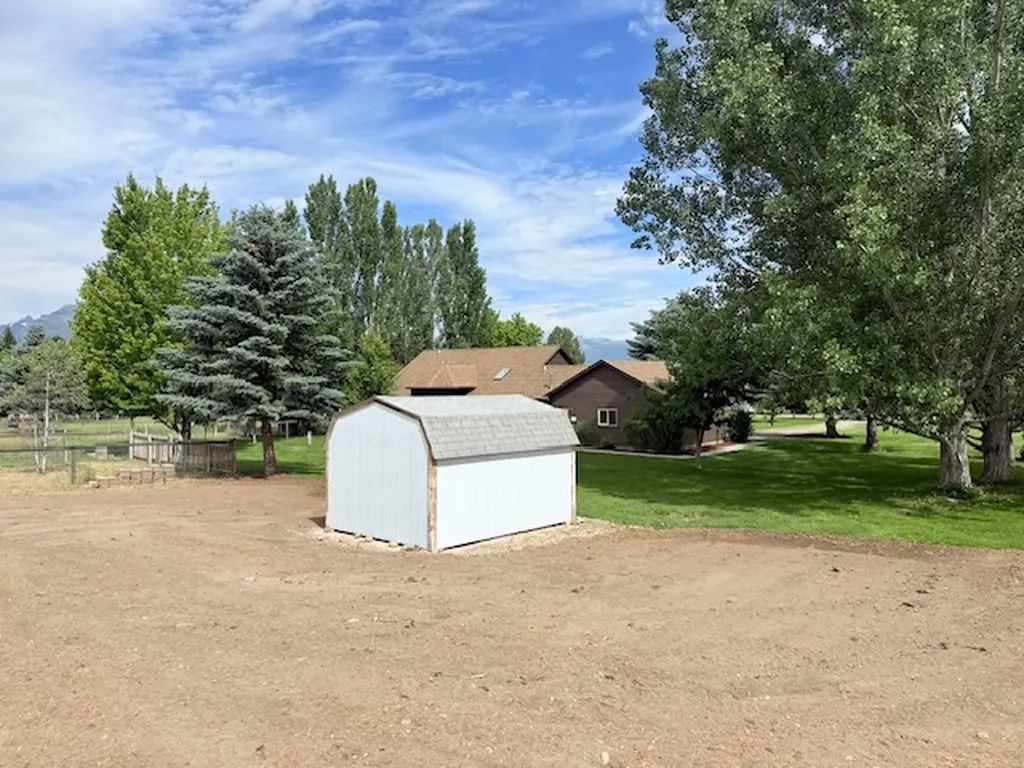 451 Powell Way Corvallis MT 59828