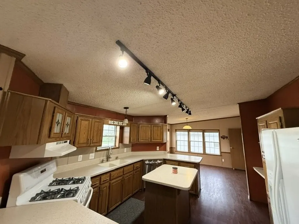 3298 Appaloosa Drive Colstrip MT 59323