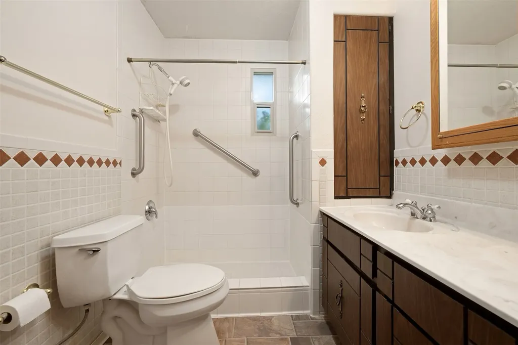 1909 Howard Street Butte MT 59701