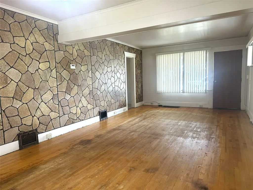 1909 Howard Street Butte MT 59701