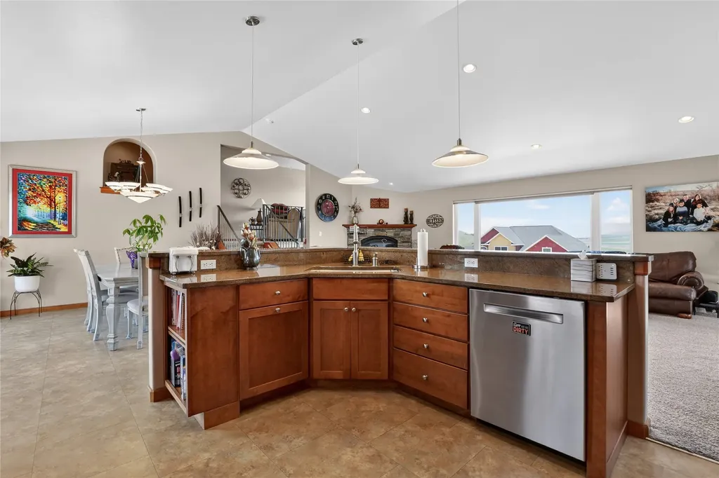 1804 Whispering Ridge Drive Great Falls MT 59404