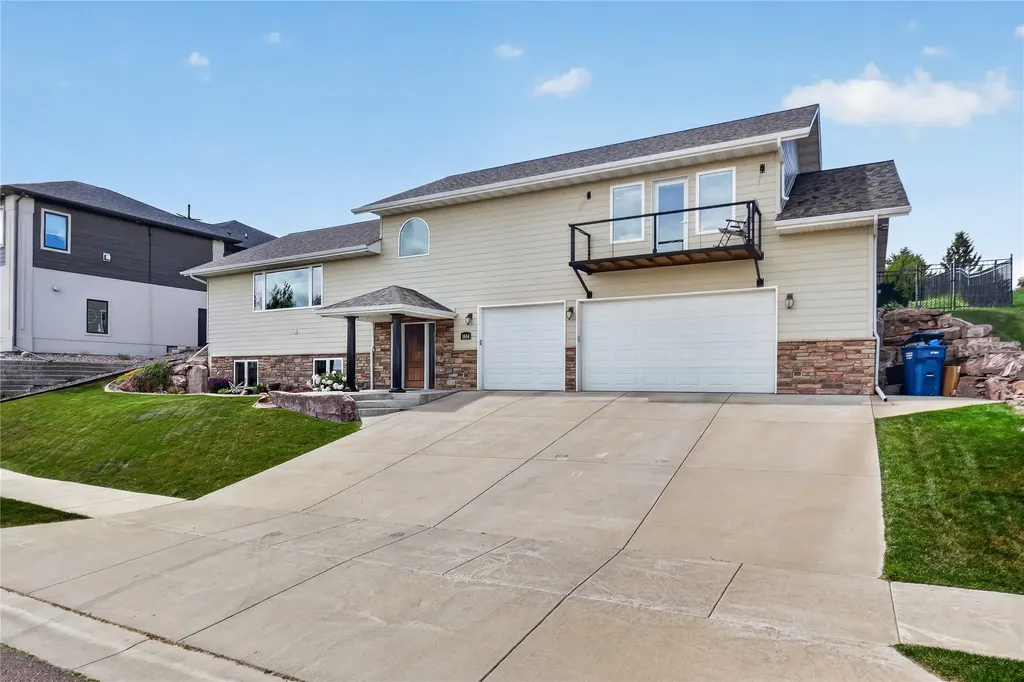 1804 Whispering Ridge Drive Great Falls MT 59404