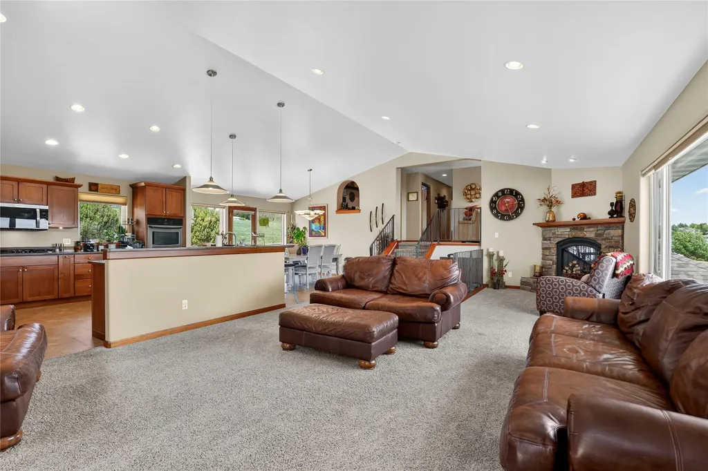 1804 Whispering Ridge Drive Great Falls MT 59404