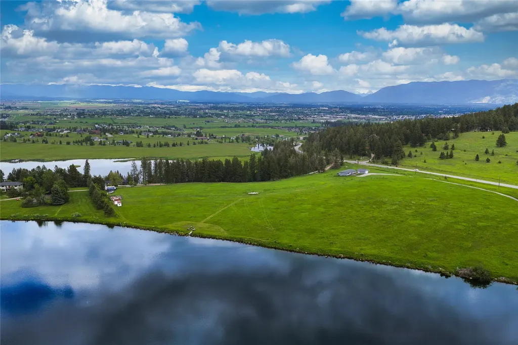 1563 Foys Lake Road Kalispell MT 59901