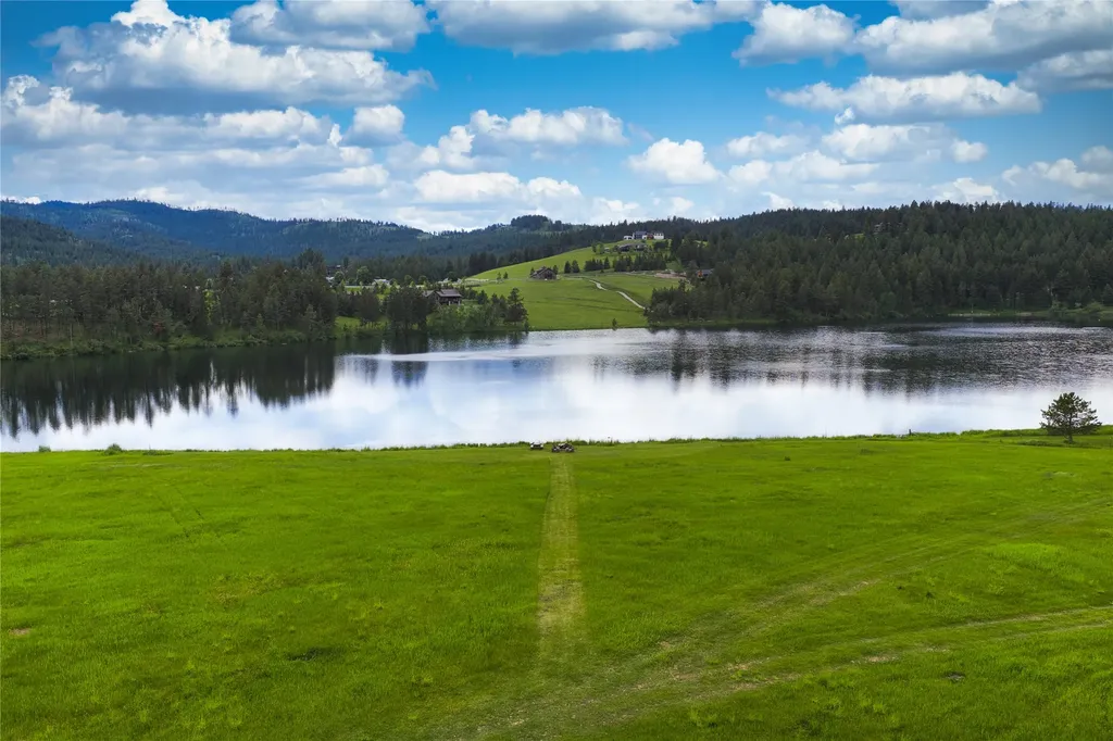 1563 Foys Lake Road Kalispell MT 59901