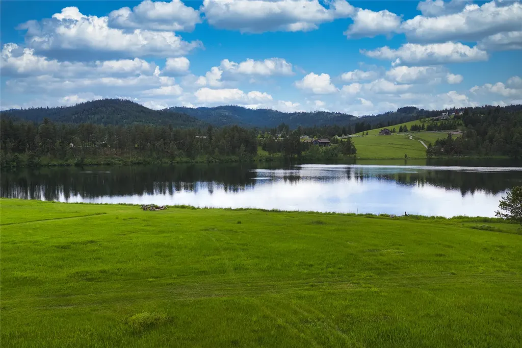 1563 Foys Lake Road Kalispell MT 59901