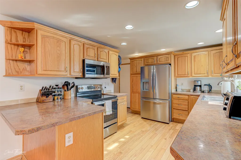 1527 Mineral Road Helena MT 59602