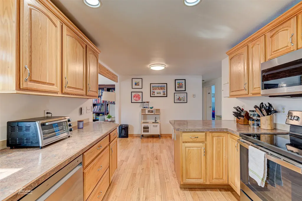 1527 Mineral Road Helena MT 59602