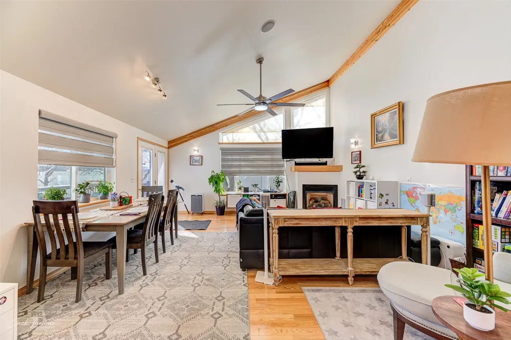 1527 Mineral Road Helena MT 59602