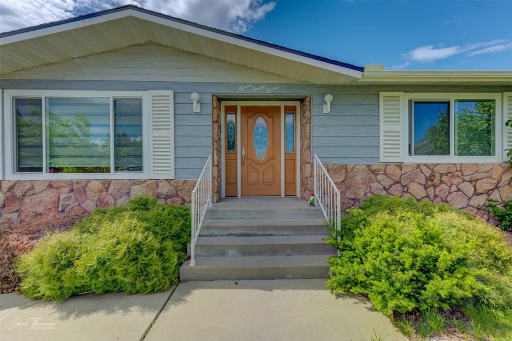 1527 Mineral Road Helena MT 59602