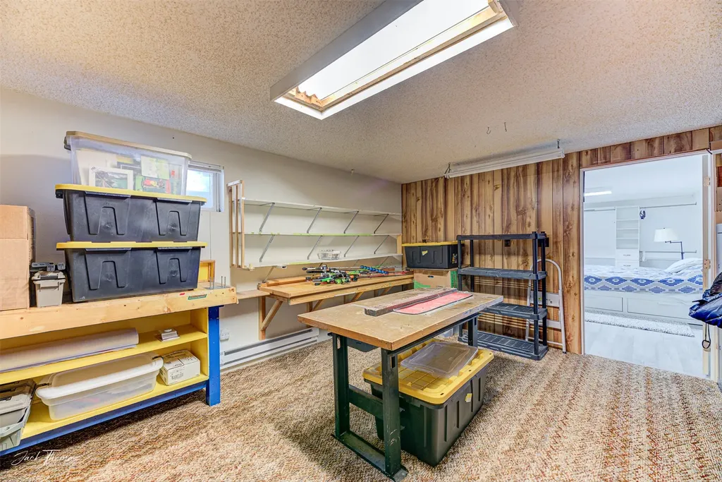 1527 Mineral Road Helena MT 59602