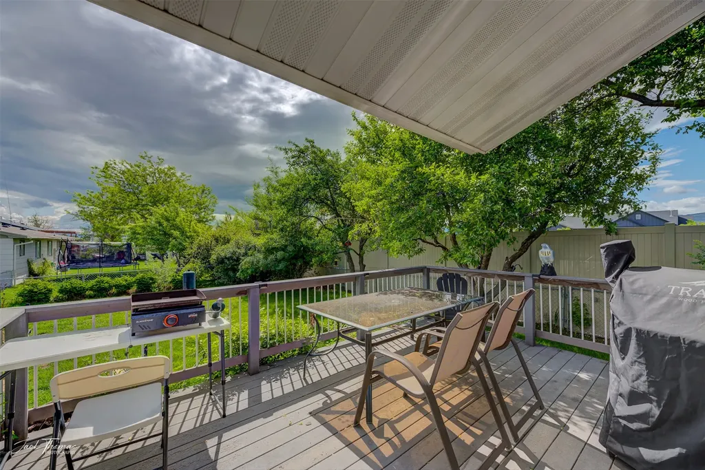 1527 Mineral Road Helena MT 59602