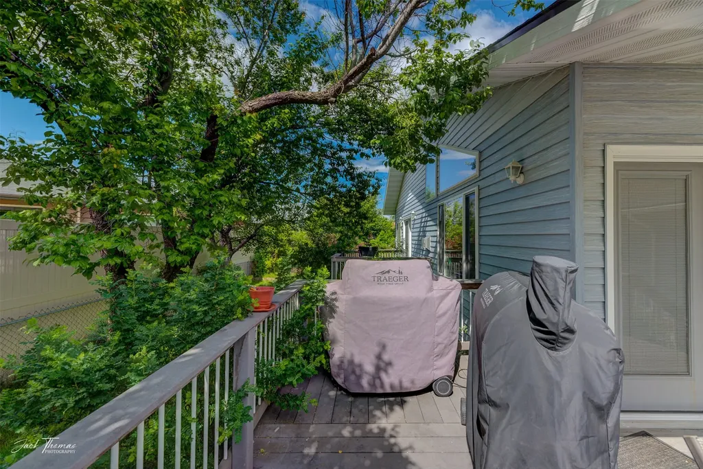 1527 Mineral Road Helena MT 59602