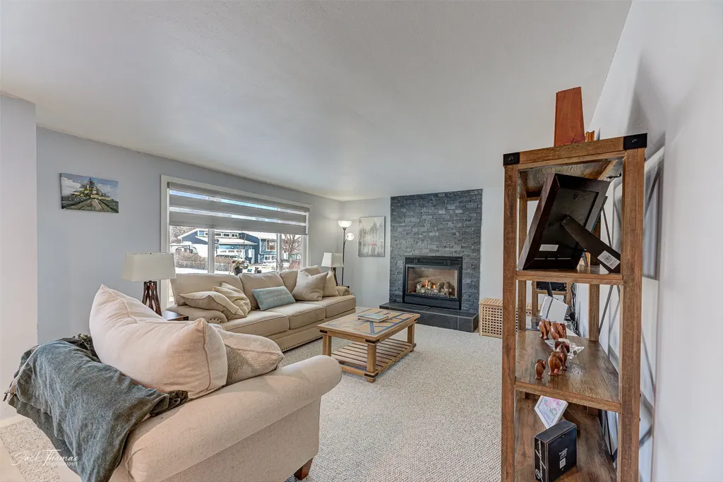 1527 Mineral Road Helena MT 59602
