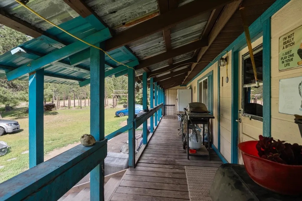 2909 Us Highway 2 Troy MT 59935