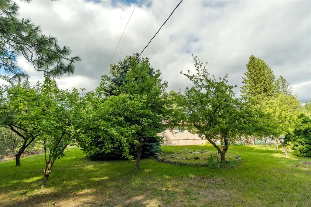 2909 Us Highway 2 Troy MT 59935