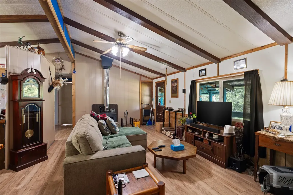 2889 Us Highway 2 Troy MT 59935