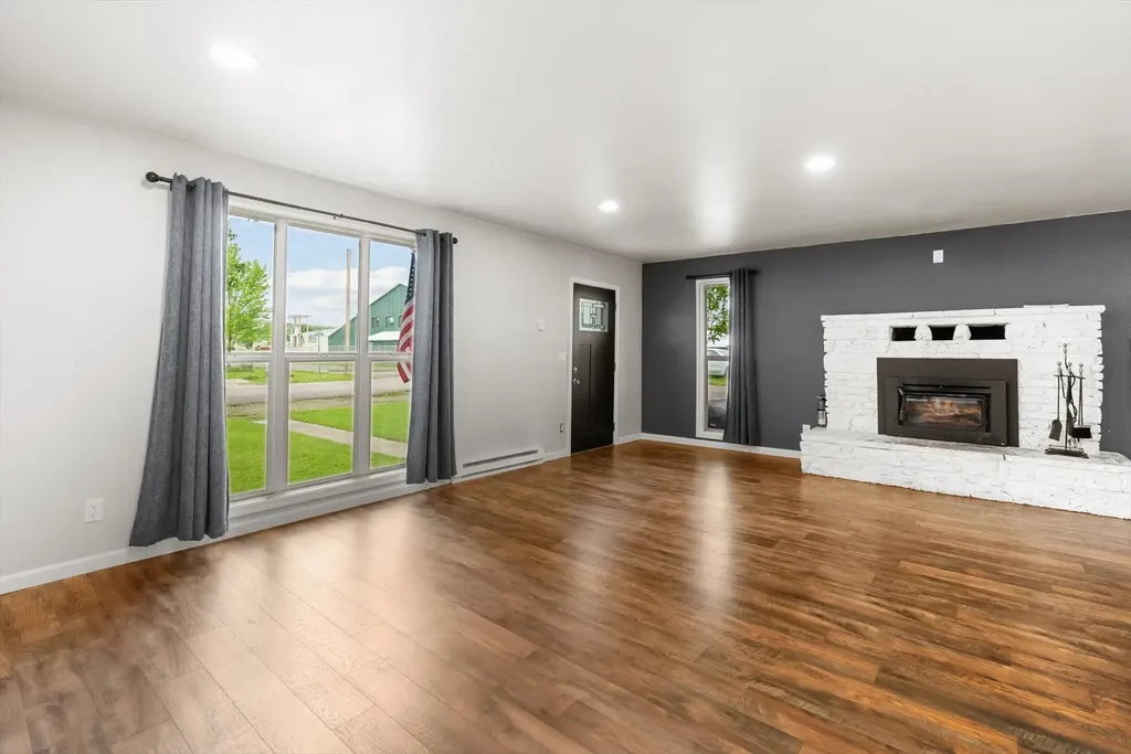 501 6th Avenue E Polson MT 59860